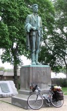 Lincoln statue.